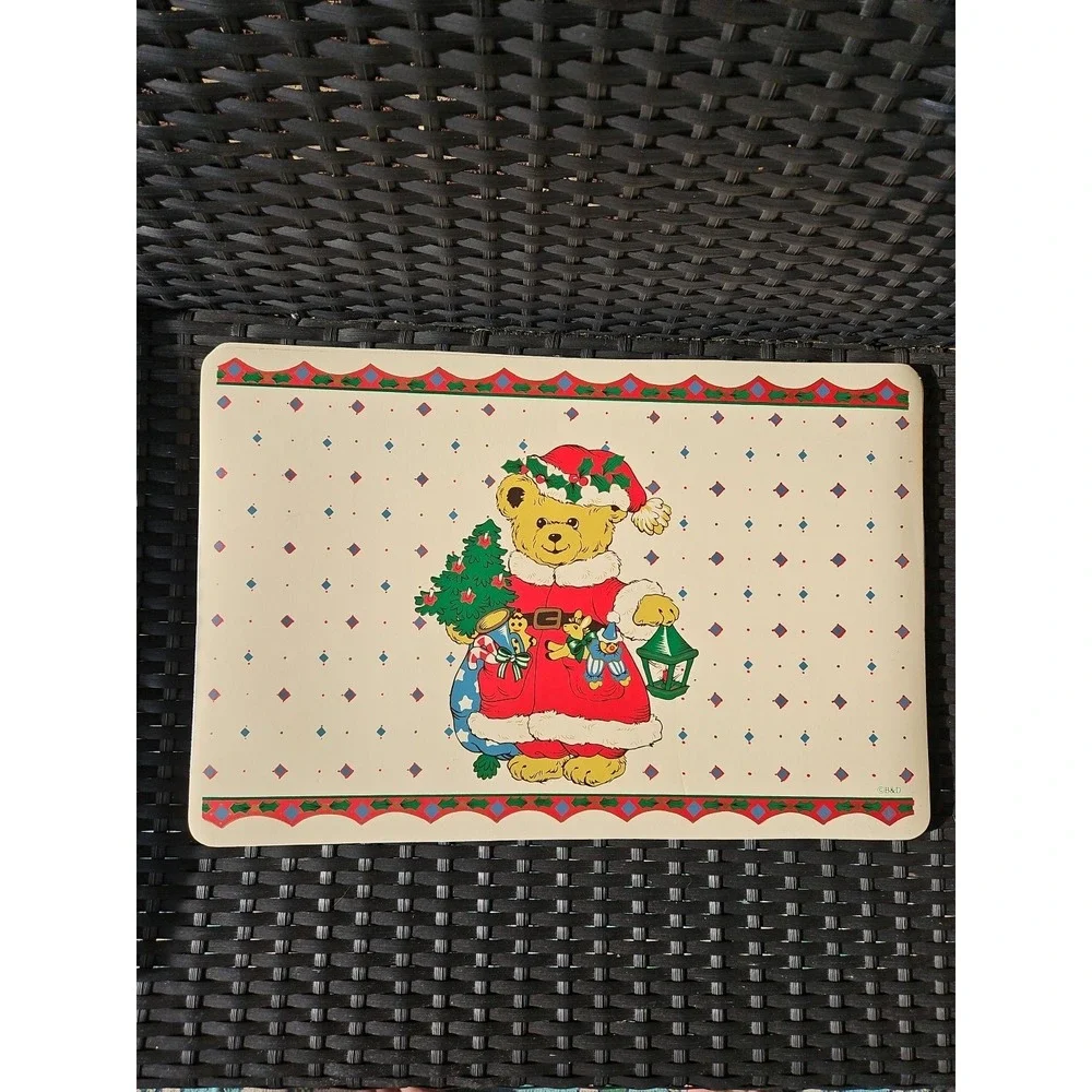 4 BEAUTIFUL Vintage Vinyl Santa Bear Christmas Placemats!! B&D Inc.